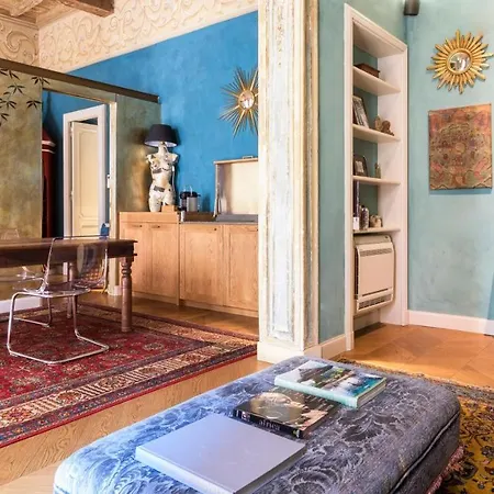 Apartman Plum Guide - Tarragon Tiger *